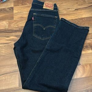 1) Levi men’s Jean